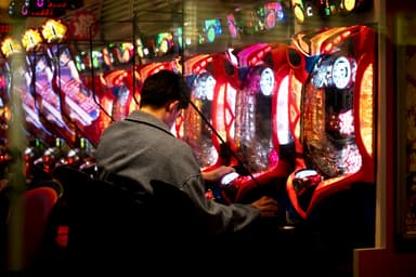 2025 Entertainment Around the Oldest Casinos in Las Vegas